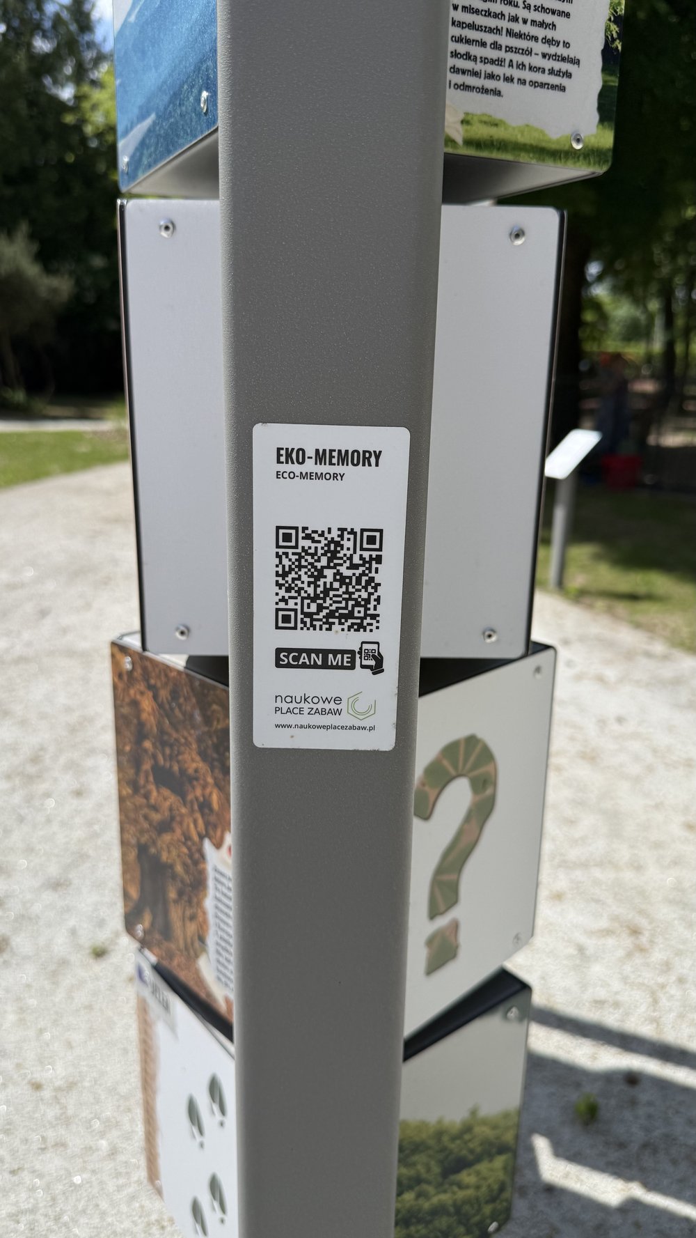 Kod QR prowadzący do instrukcji urządzenia